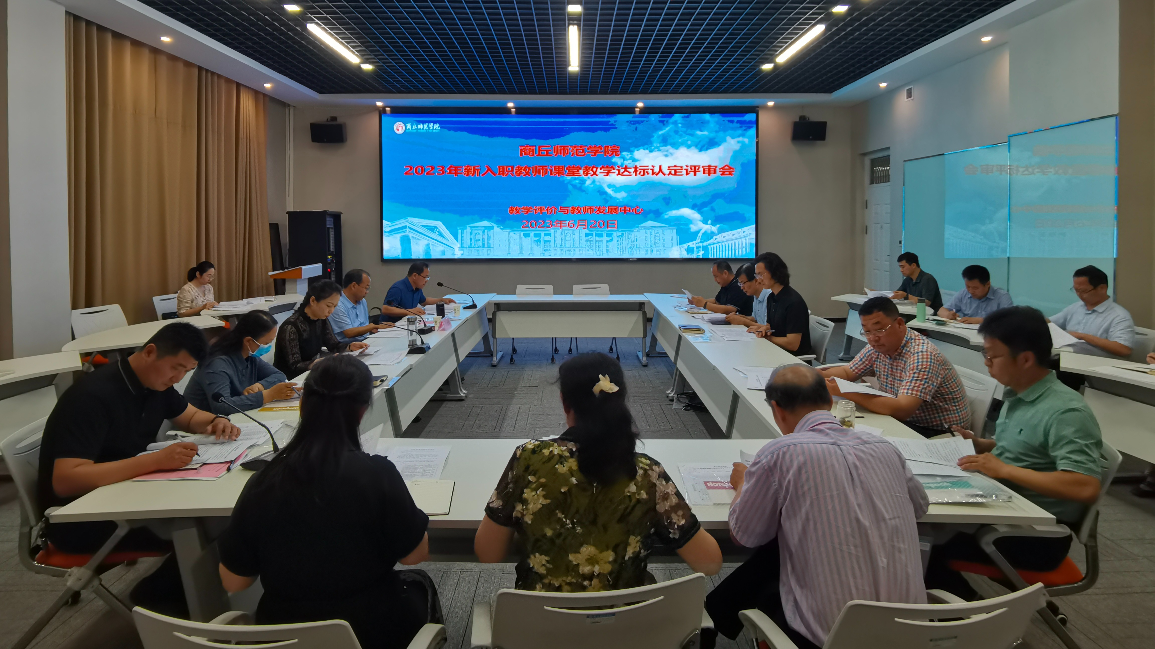 2208a03b4eaac0028dc650fd7b2bbba 2208a03b4eaac0028dc650fd7b2bbba