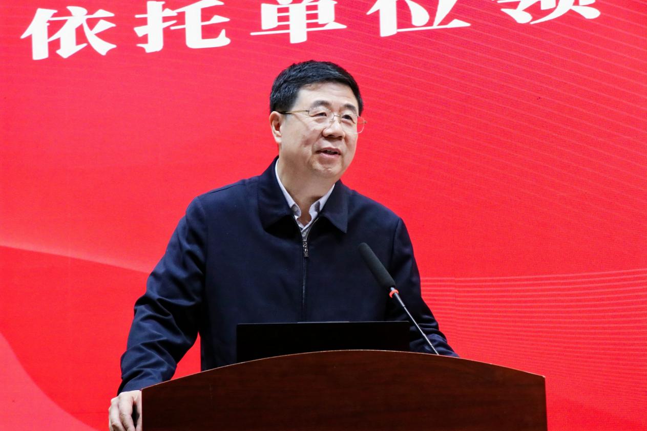 河南大学教育学部部长、河南省教育学会副会长刘志军